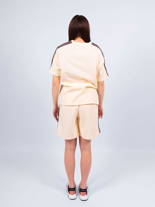 X059 Костюм женский молочный 365 