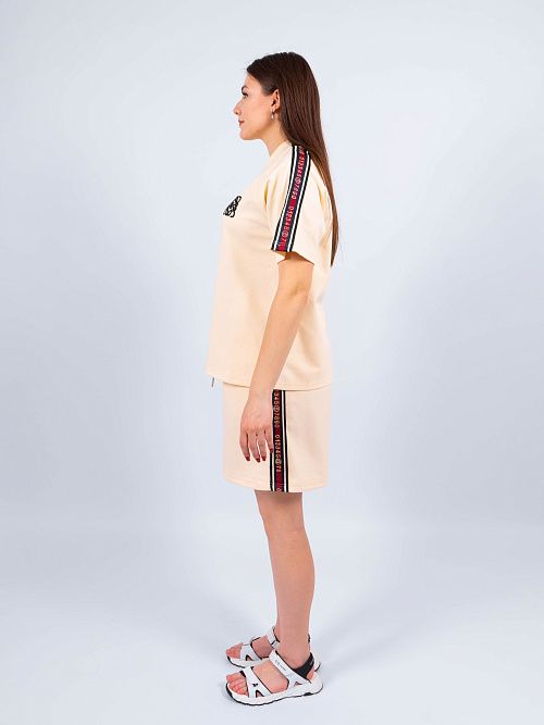 X059 Костюм женский молочный 365 