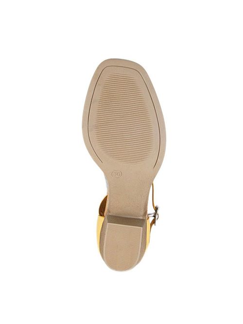 870-35-20-18 Босоножки женские SandM 